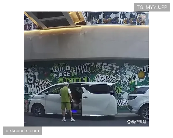 张继科退役后住的那套房,光车库就比我家还大 张继科退役后住的那套房,光车库就比我家还大